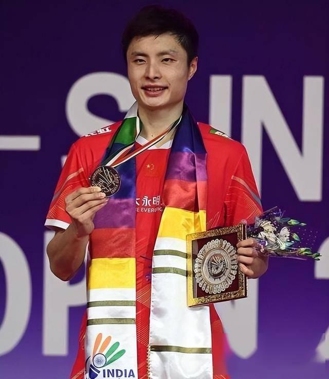 马来西亚选手荣获体操男子自由体操冠军