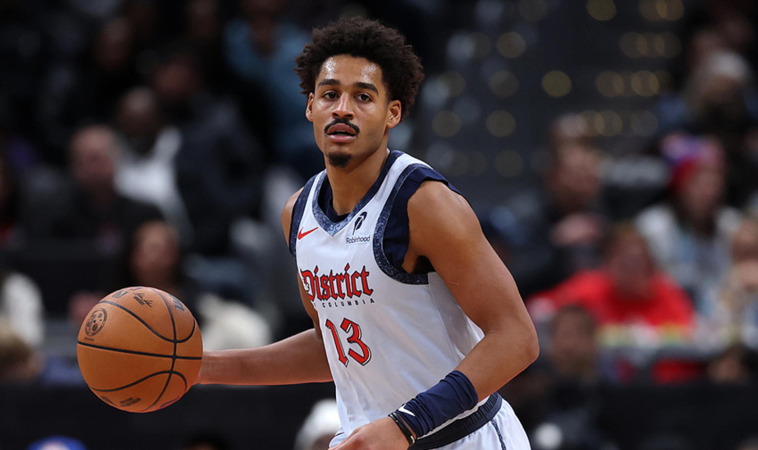 关于斯旺西连败不断，陷入保级泥潭的信息