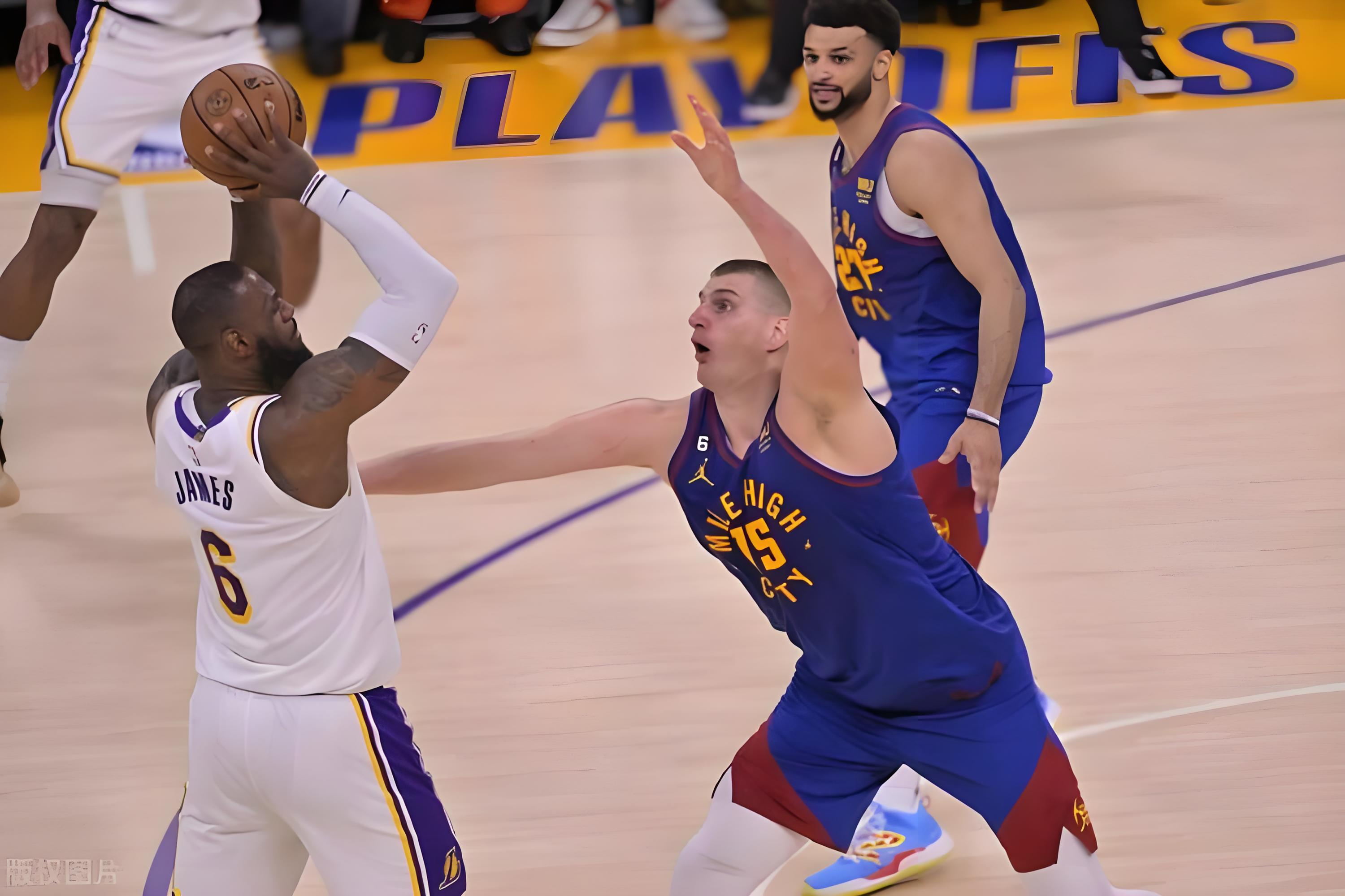 包含Rookie连续十二场比赛得分超过连败，掘金挑战极限！的词条